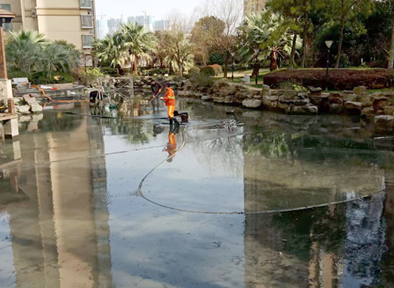 金川景观池淤泥清理